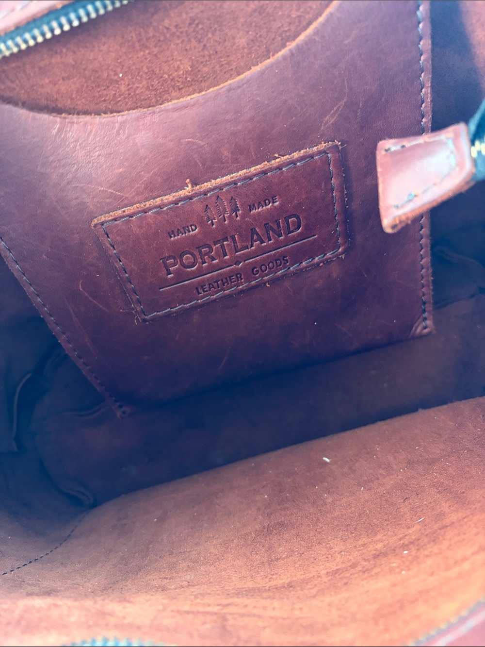 Portland Leather Chestnut Brown Nutmeg Medium Crossbody Shoulder Leather Tote - Picture 7 of 10